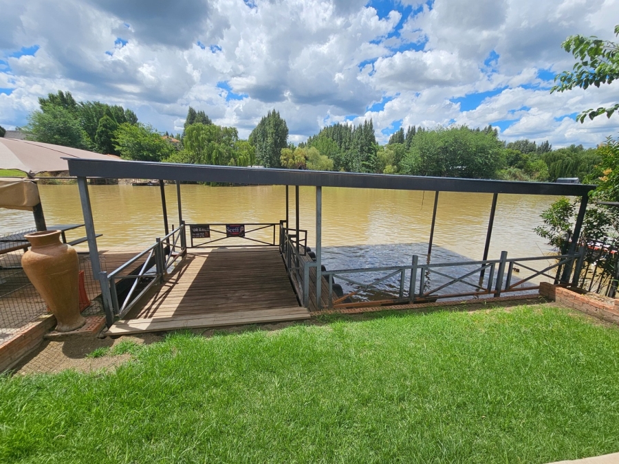 3 Bedroom Property for Sale in Maselspoort Free State